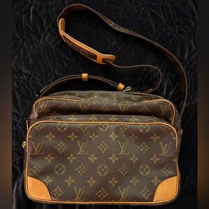 Louis Vuitton Monogram Nil Bag